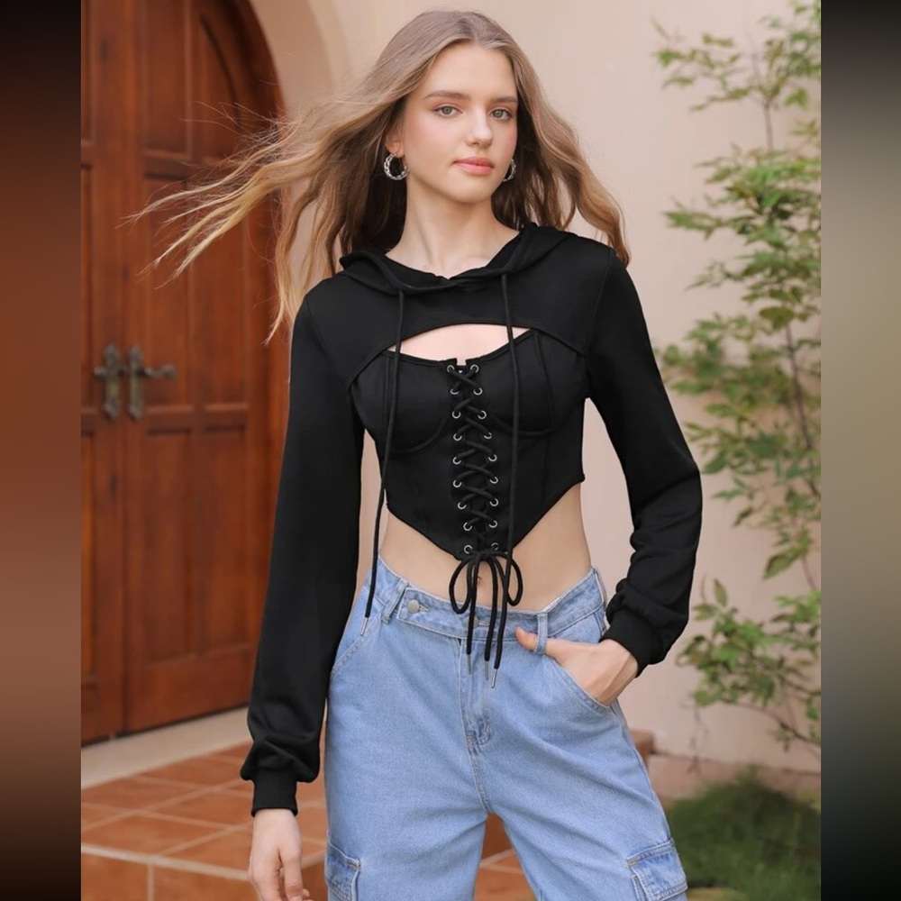Cropped hoodie